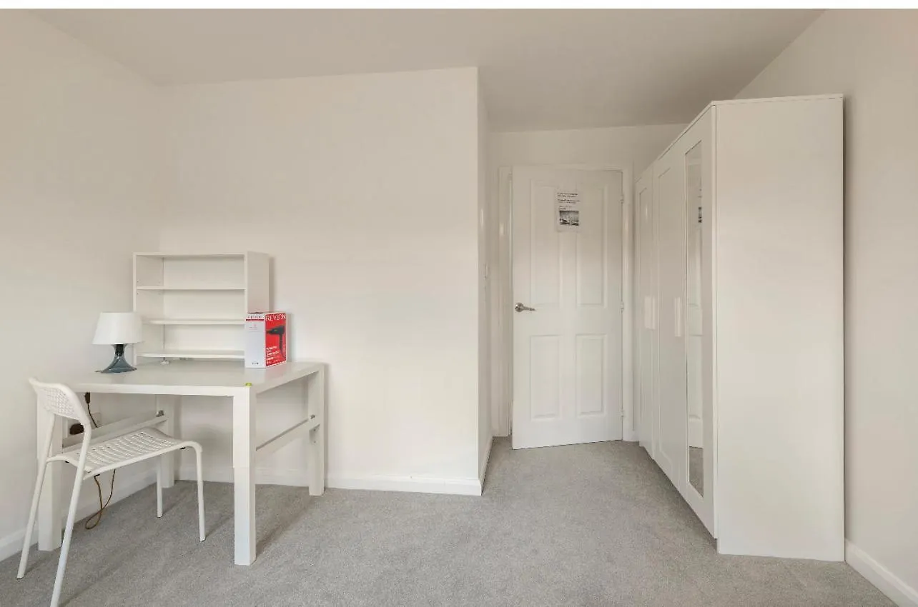 New Built 2022, 3 Bedroom Townhouse Edinburgh